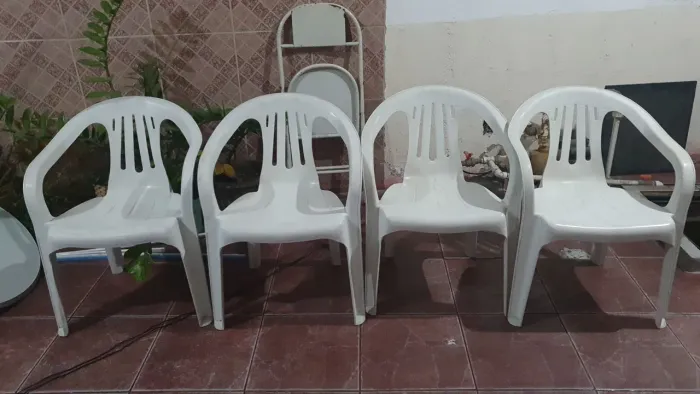 Poltrona de plástico