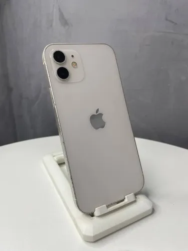 iPhone 12 64GB / troco por iPhone 11 ou superior + volta