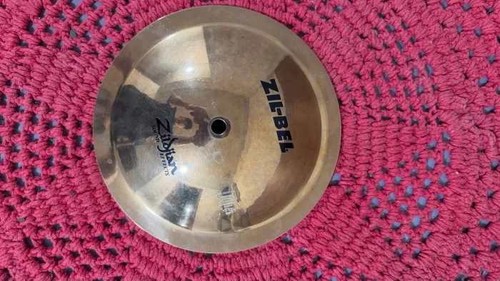 Zildjian Zil Bel 9? semi novo
