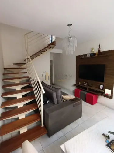 CASA COM EXCELENTE ACABAMENTO - AREA GOURMET PRONTA - 2 QUARTOS E 1 VAGA