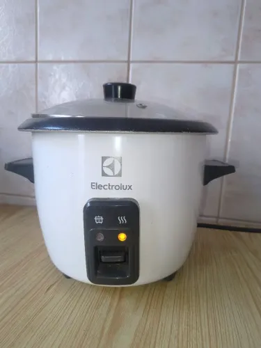 Panela elétrica de arroz