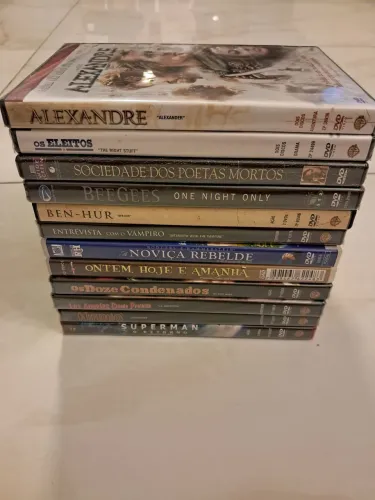Pacote 12 DVDs com títulos diversos