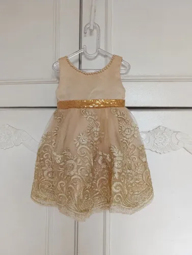 Vestido de festa para bebê