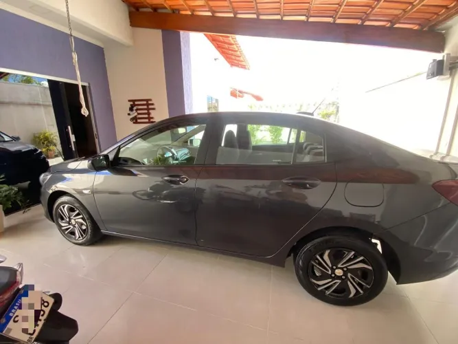 Chevrolet Onix Plus LT 1.0 12V Flex Mec. 4P 2024