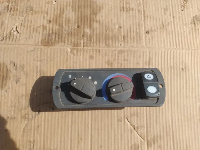 Vendo comando ar condicionado carregadeira Caterpillar 924K, 930K, 938K