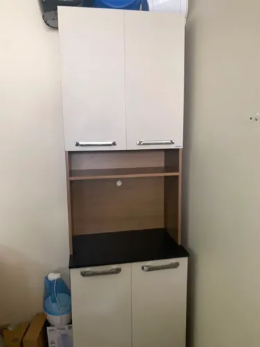 ARMÁRIO DE COZINHA