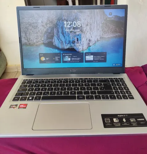 Notebook Acer A315-24p-r611 R5 8gb 256gb Ssd 15.6" W11h Cor Prateado Cinza