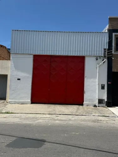 ALUGO GALPÃO NA PRINCIPAL DA SANTO ANTÔNIO