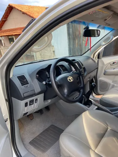 Toyota Hilux CD SR 4X2 2.7 16v/2.7 Flex Mec. 2009