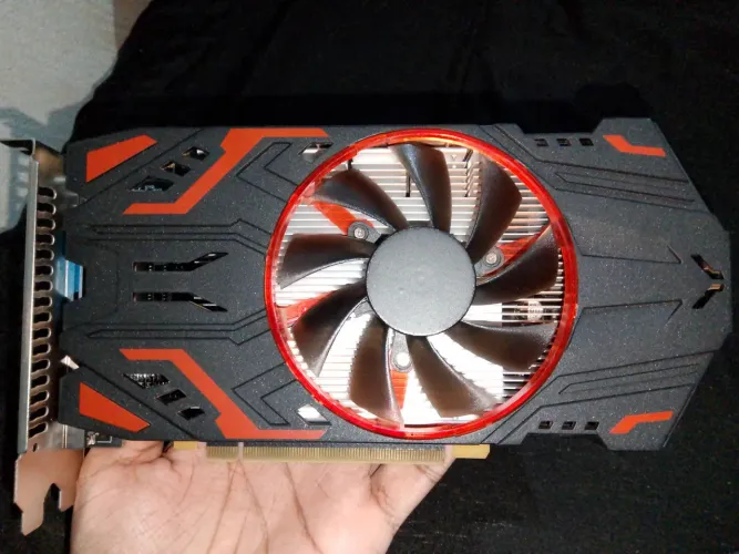 GTX 550ti 4gb perfeita