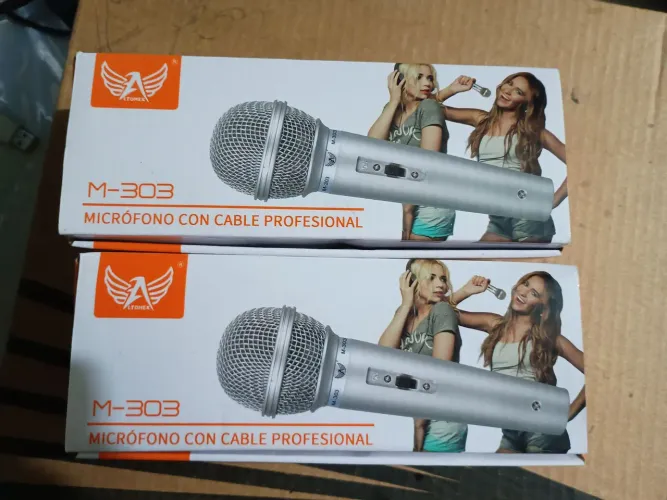 microfone profissional duplo dinâmico com cabo