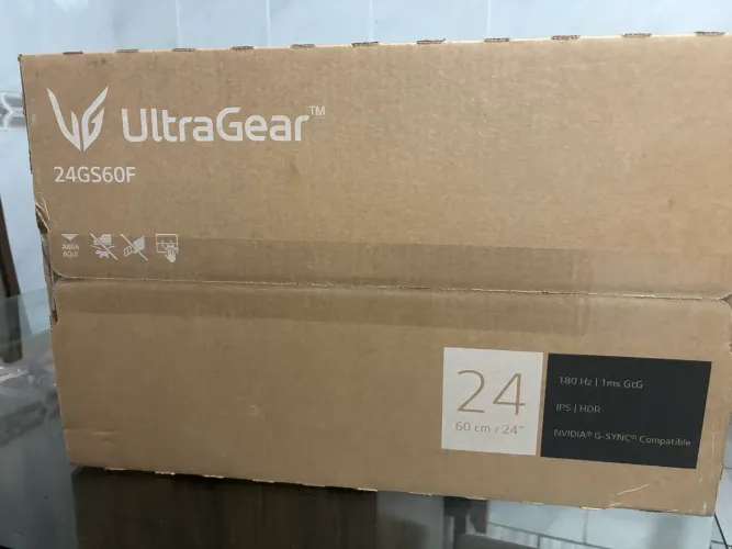 Monitor UltraGear LG 24" 180hz LACRADO