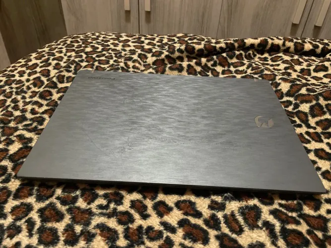 Notebook Positivo Vision C15, modelo C15, tela de 15,6 polegadas.
