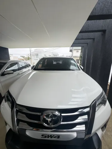 Toyota Hilux SW4 SRX 4X4 2.8 TDI 16V Dies. Aut. 2018