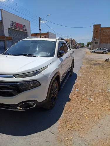Fiat Toro Volcano 2.0 16V 4X4 TB Diesel Aut. 2017
