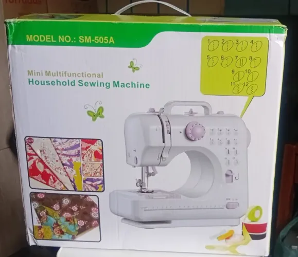 Mini Máquina de Costura Portátil