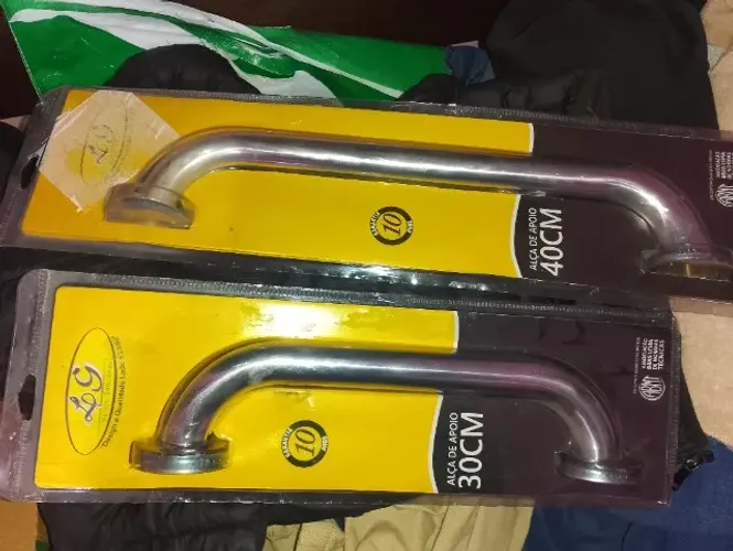 Apoio fixo parede banheiro