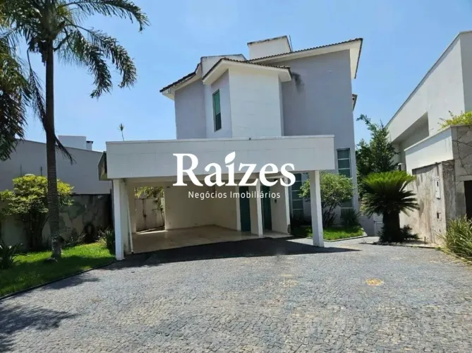 Casa Sobrado em condomínio fechado com 4 suítes, lazer completo com piscina e paisagismo i