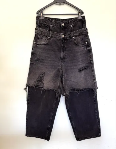 Calça jeans Zara preta sobreposição