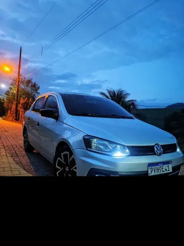 Volkswagen Voyage Trendline 1.6 T.flex 8V 4P 2017