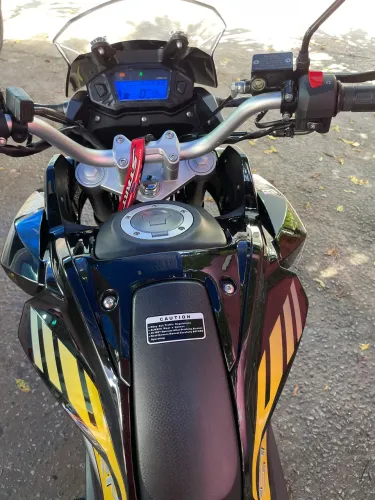 Vende-se Shineray Storm 200 2025/2025 - Zero km, apenas 400 km rodados!