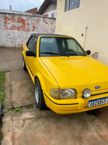 Ford Escort XR3 1.8 / 1.6 Conversível 1989