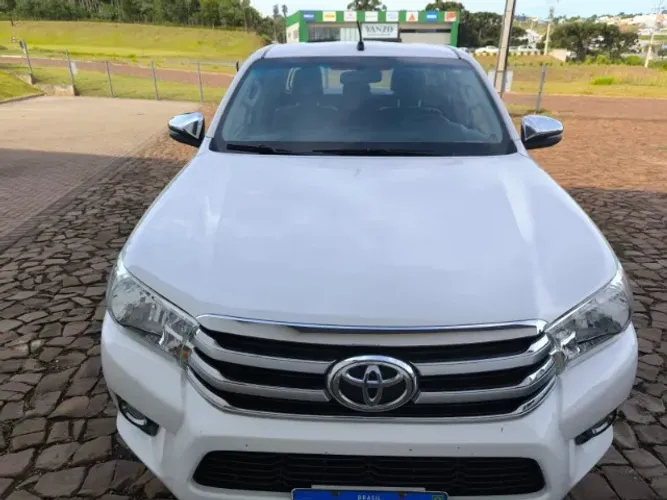 Toyota Hilux CD SRV 4X4 2.8 TDI Diesel Aut. 2018
