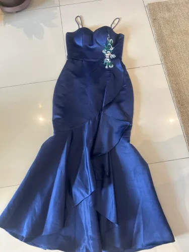 Vestido de festa clássico 