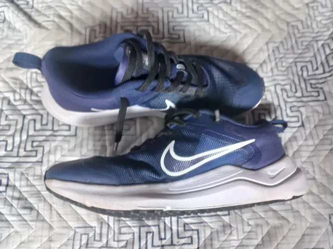 NIKE downshifter 12  TAM 36