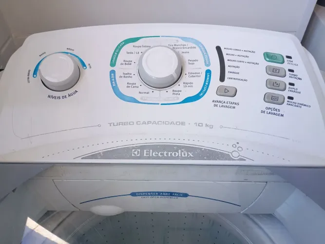 Máquina de lavar Eletrolux 10k