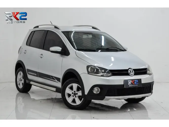 Volkswagen Crossfox 1.6 MI Total Flex 8V 5P 2011