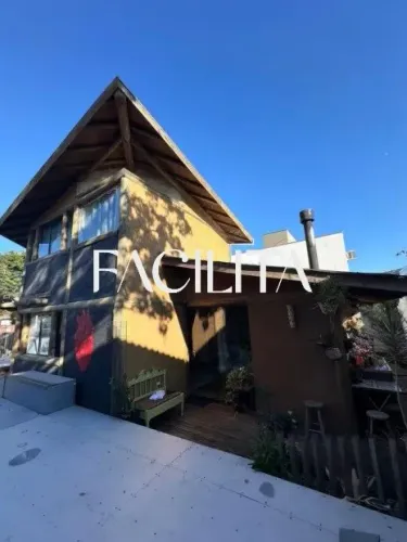 Casa com 2 quartos no bairro Rio Tavares, Florianópolis