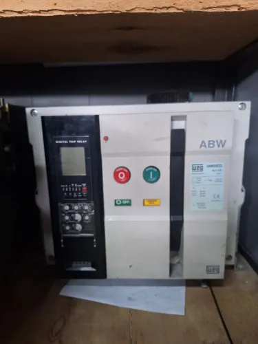 Disjuntor WEG 2500A