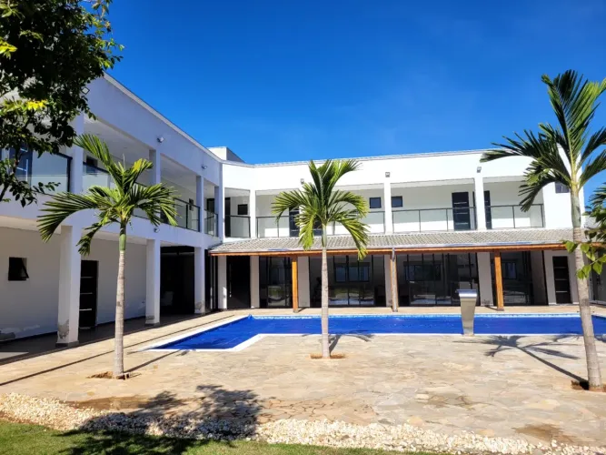 Linda casa toda mobiliada 12 suítes móveis todos Planejados.