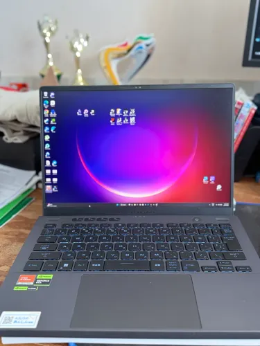 ROG Zephyrus G14 | Ryzen 7 7735HS | RTX 4060 | Tela 3K | Edição Japão