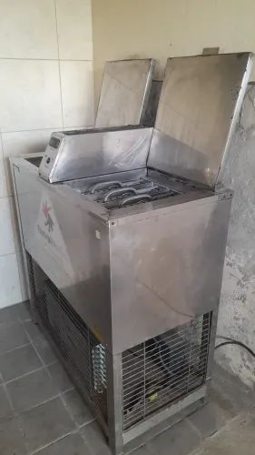 Maquina produtora de picolé  !