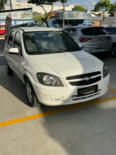 Chevrolet Celta Spirit/ LT 1.0 MPFI 8V Flexp. 5P 2013