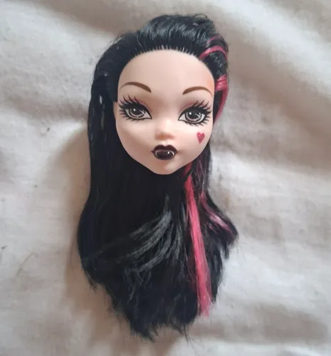 Cabeça Draculaura Monster High sucata