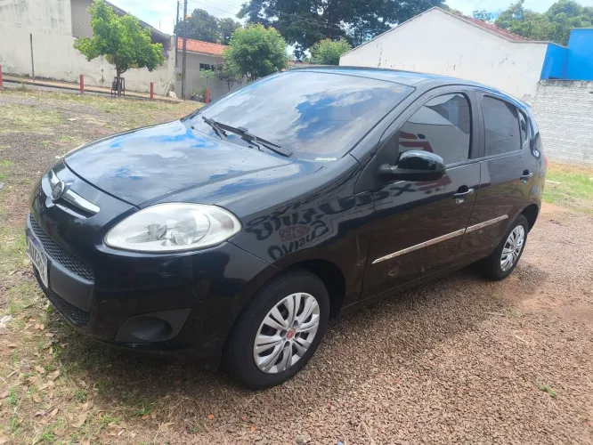 Fiat Palio Attractive 1.0 EVO Fire Flex 8V 5P 2012