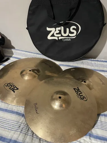 Pratos Zeus Chimbal 14 e Chash 18