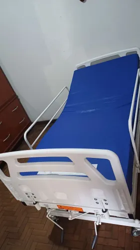 Cama Hospital manual com colchão ortobom