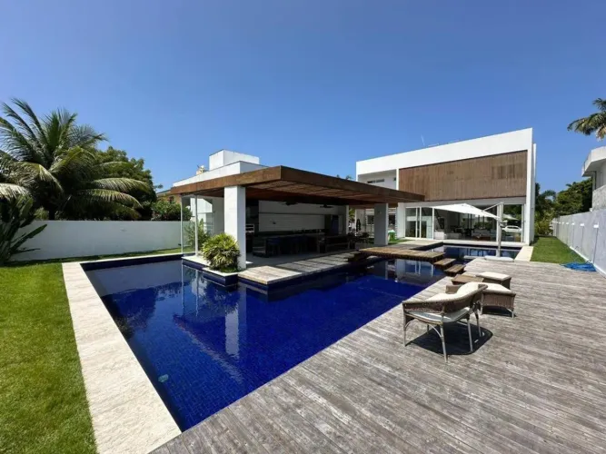 Casa Interlagos 5 Suítes 1.073m2 Reg. Praia Forte Guarajuba Estrada do Coco Linha Verde