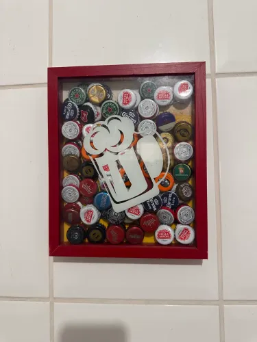 Quadro decorativo porta tampinhas