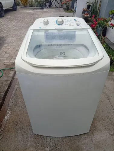 Máquina de lavar 10,5kg Electrolux