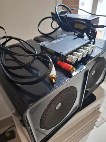 Sistema de som com Bluetooth
