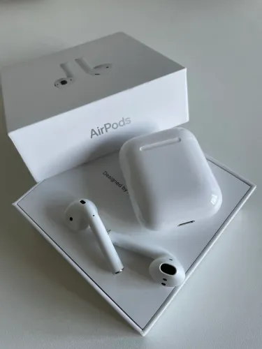 AirPods Apple 2 Geração (Original) - 500 R$