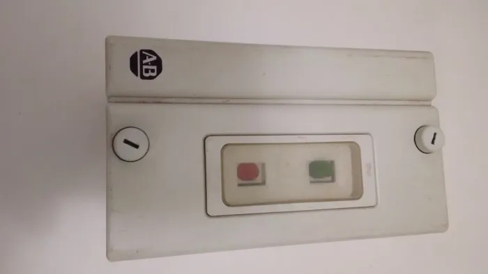 Disjuntor motor Allen Bradley 0,25- 0,40A Com caixa de PVC