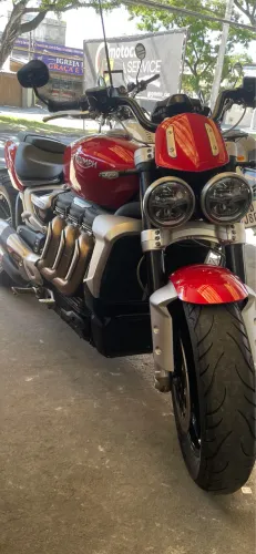Triumph Rocket lll 2.500Cc