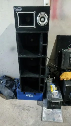 Vendo som interno no precinho