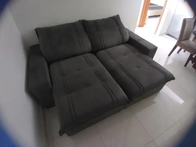 Sofá retrátil novo